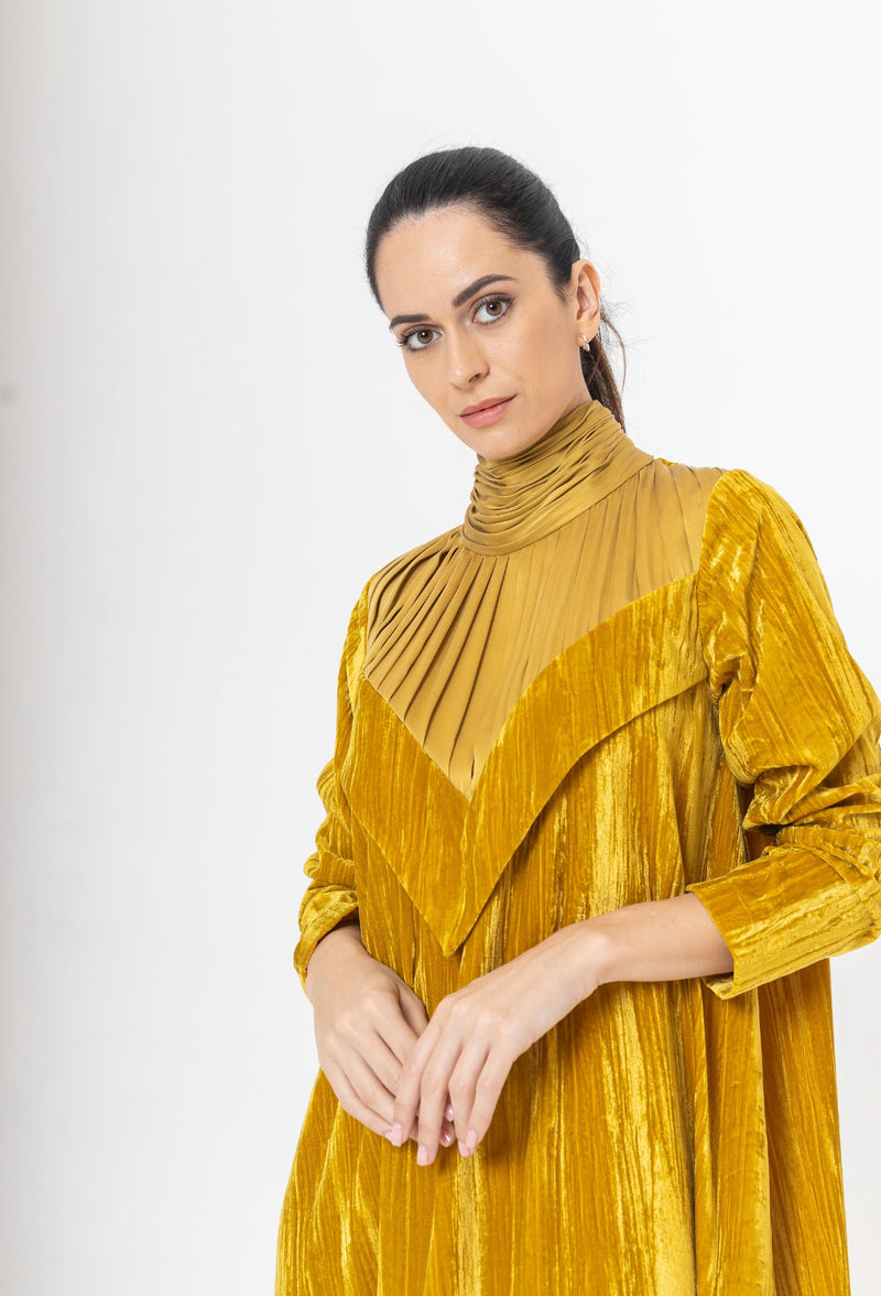 Velvet and silk jalabya